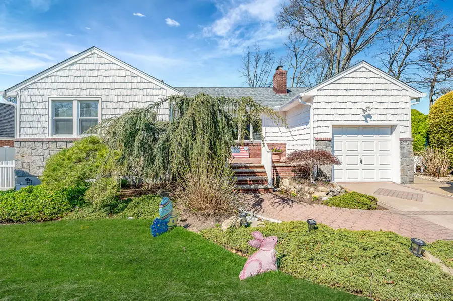 1672 Eyre Place, North Bellmore, NY 11710 - #2