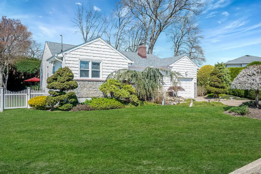1672 Eyre Place, North Bellmore, NY 11710 - #3