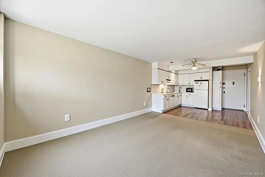 1910 Pelham Parkway S #4E, Bronx, NY 10461 - #3