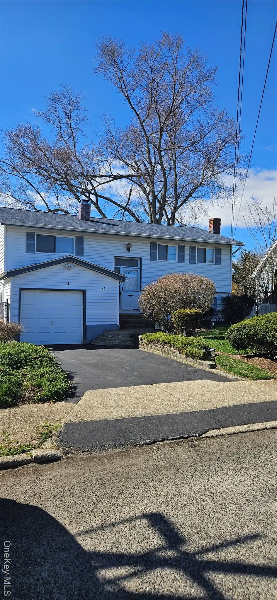 26 Clarke Street, Brentwood, NY 11717 - #1