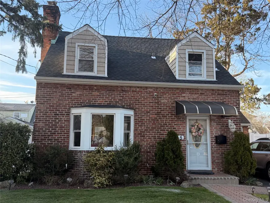 25 Crowell Street, Hempstead, NY 11550 - #2