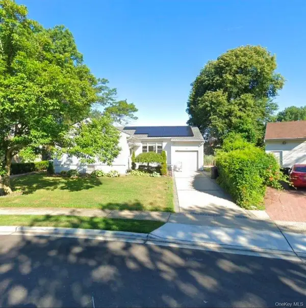 68 Riverdale Road, Valley Stream, NY 11581