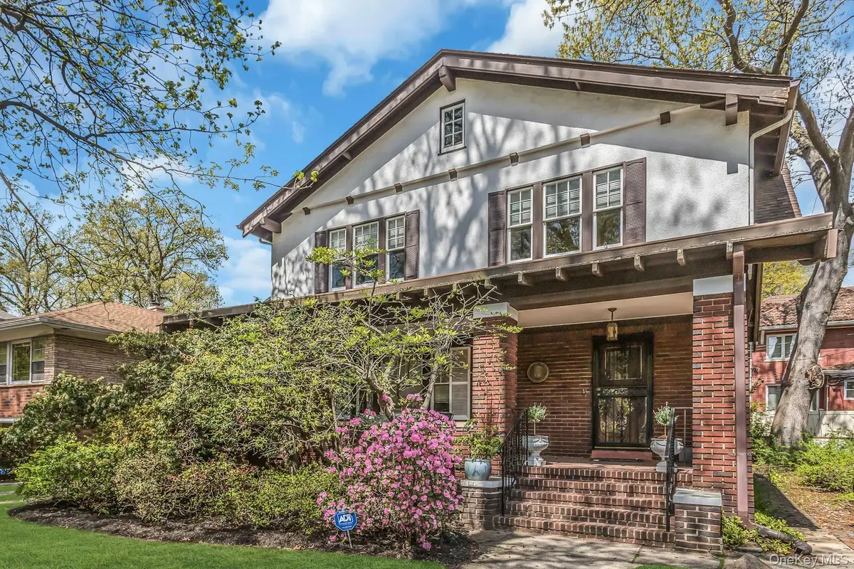 116 82nd Road, Kew Gardens, NY 11415 - #1