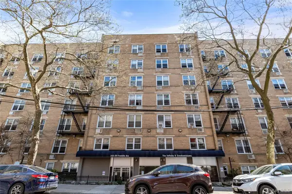 14220 Franklin Avenue #3A, Flushing, NY 11355