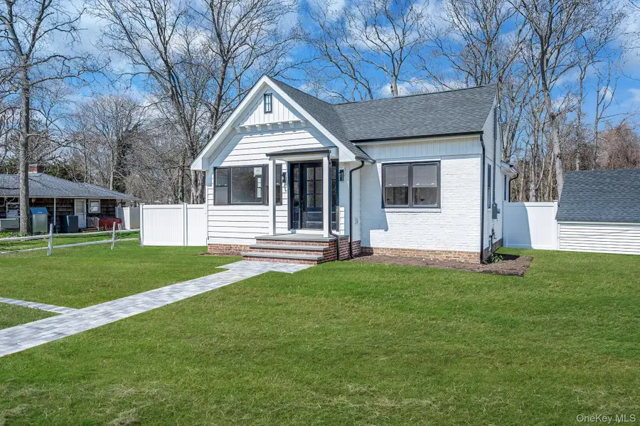 130 Hollywood Drive, Oakdale, NY 11769 - #2