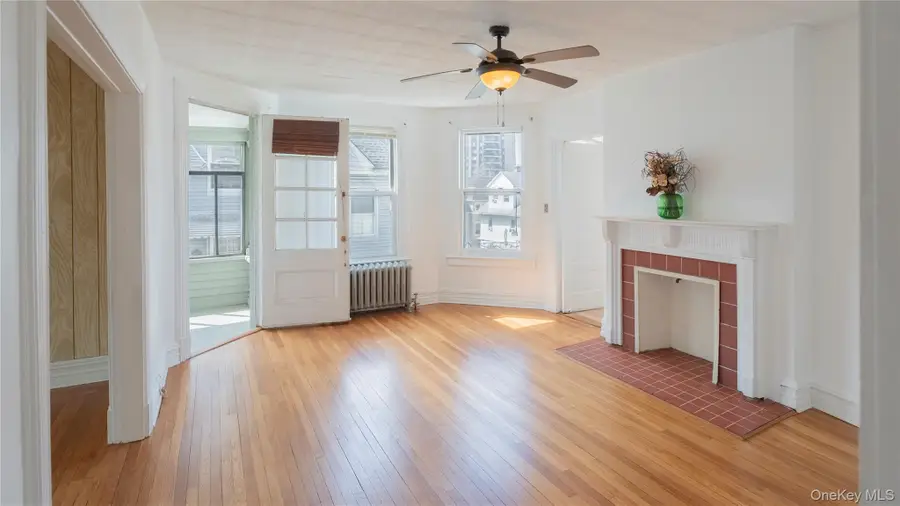 132 Park Avenue, Mount Vernon, NY 10550 - #3