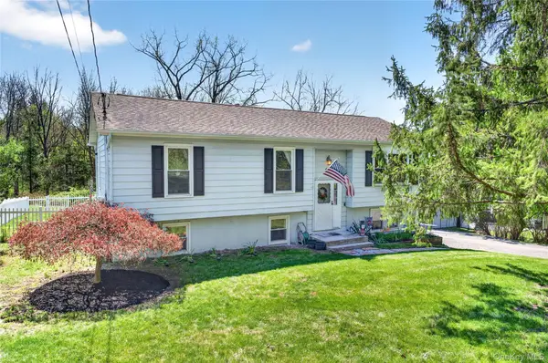 58 Farries Avenue, Florida, NY 10921