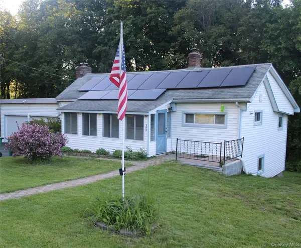 163 Bower Road, Pleasant Valley, NY 12603