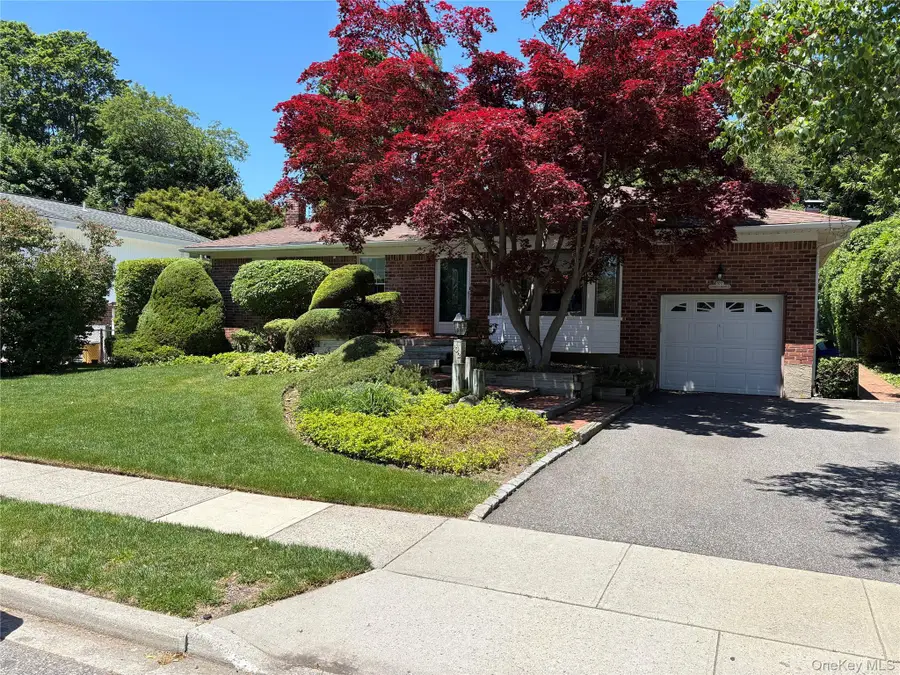102 Forest Drive, Jericho, NY 11753 - #2