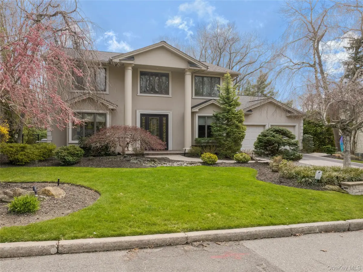 16 Long Acre Lane, Dix Hills, NY 11746 - #1