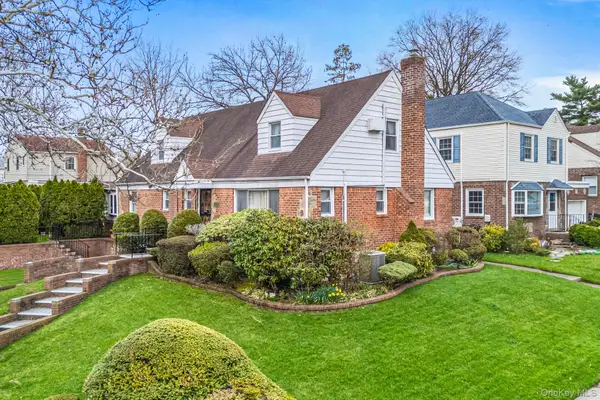 213-06 Richland Avenue, Oakland Gardens, NY 11364