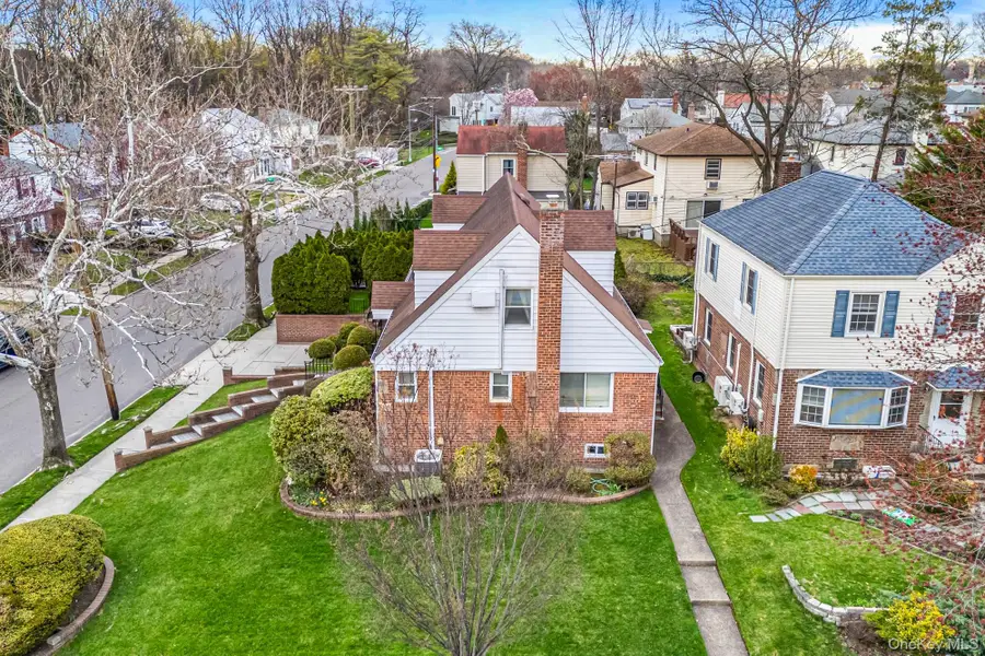 213-06 Richland Avenue, Oakland Gardens, NY 11364 - #2