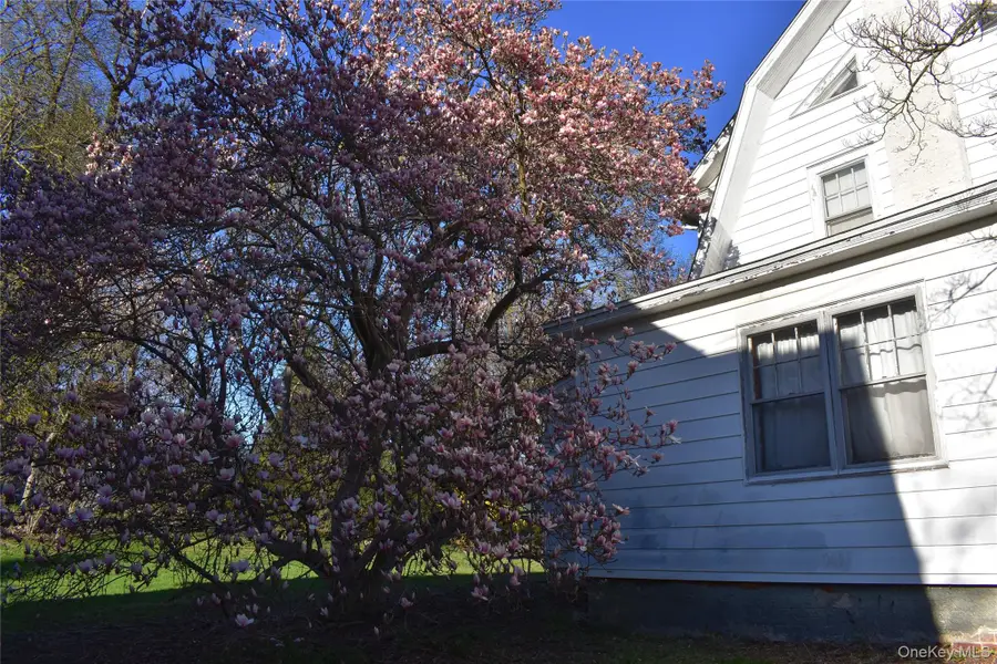 21 Rosalind Road, Poughkeepsie, NY 12601 - #2