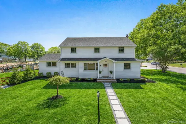 1 Marlin Road, East Quogue, NY 11942