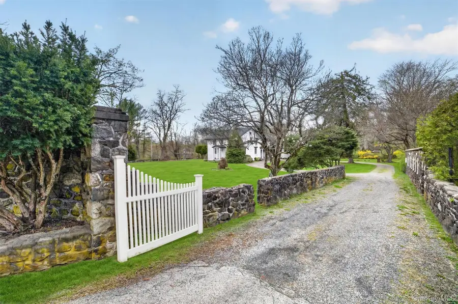 139 Watch Hill Road, Cortlandt Manor, NY 10567 - #3