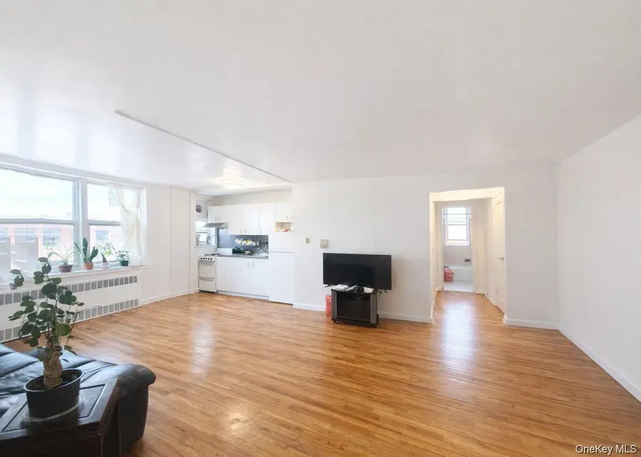 14444 41 Avenue #2A, Flushing, NY 11354 - #3