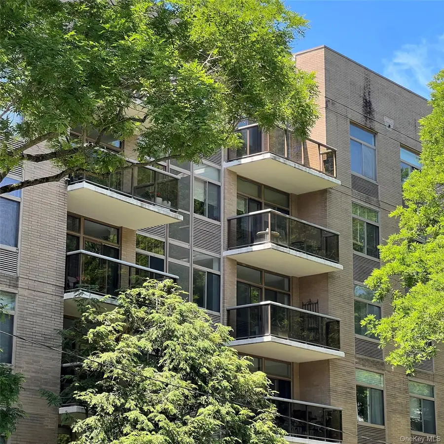 35 N Chatsworth Avenue #1J, Larchmont, NY 10538 - #3