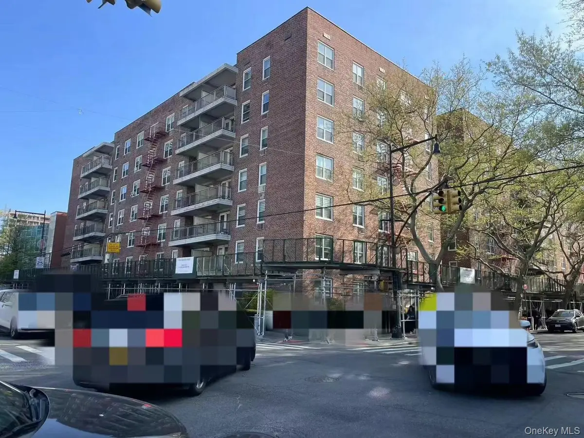 14205 Roosevelt Avenue #611, Flushing, NY 11354 - #1