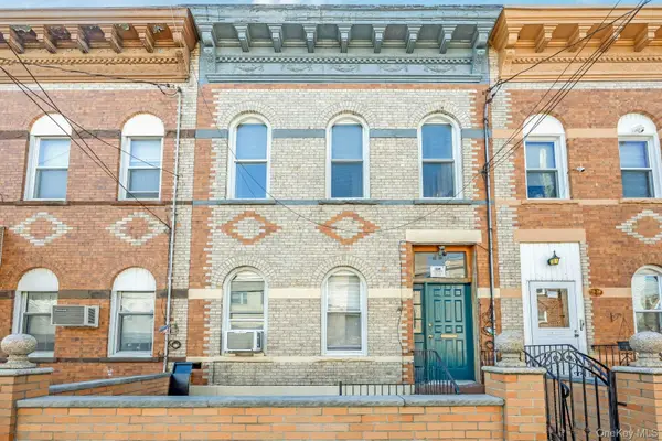 75-30 67th Drive, Middle Village, NY 11379