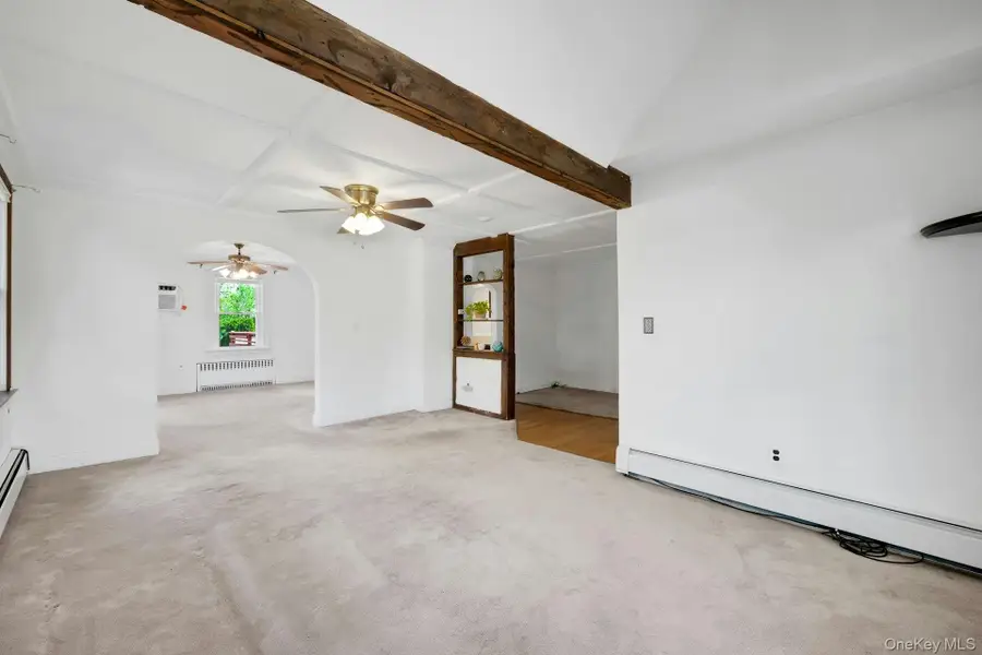 35 Chase Avenue, White Plains, NY 10606 - #3