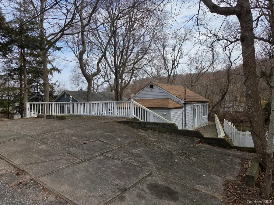 12 Dogwood Road, Wading River, NY 11792 - #2