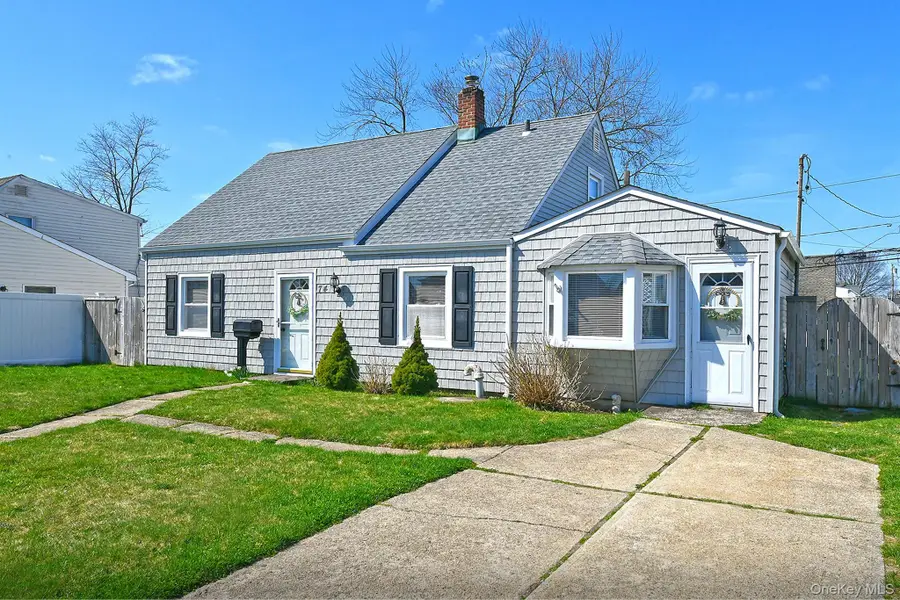 74 Rope Lane, Levittown, NY 11756 - #3
