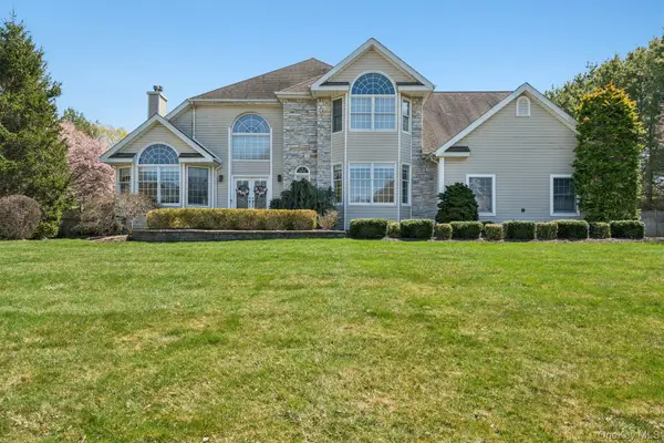 4 Mimosa Street, Miller Place, NY 11764