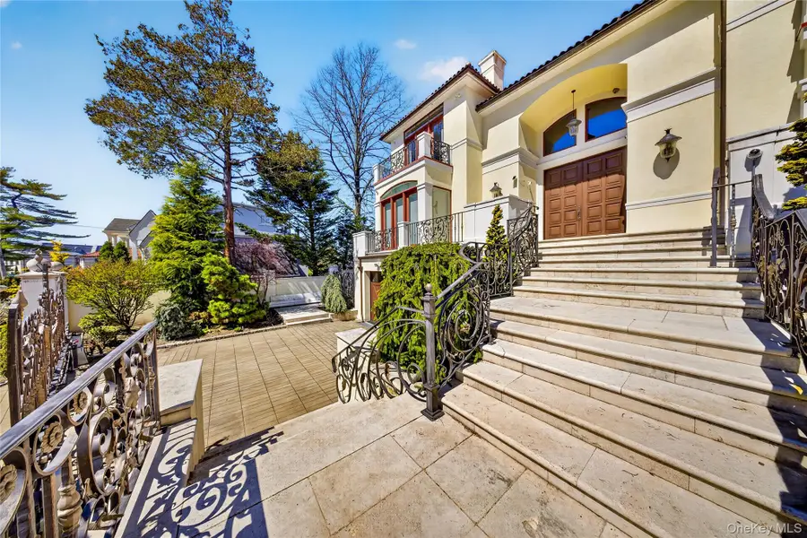 17 North Drive, Malba, NY 11357 - #2