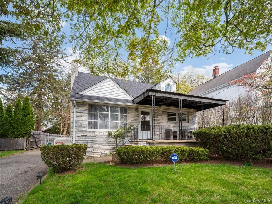 16 W Maltbie Avenue, Suffern, NY 10901 - #2