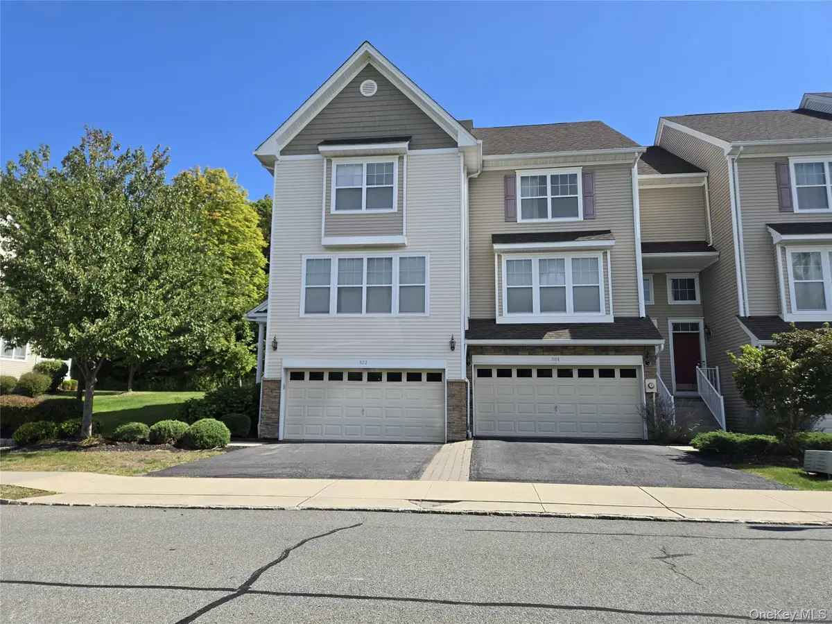 804 Hawthorn Way, New Windsor, NY 12553 - #1