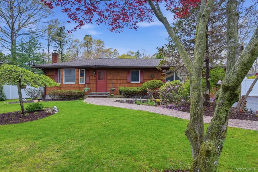 186 Radio Avenue, Miller Place, NY 11764 - #2