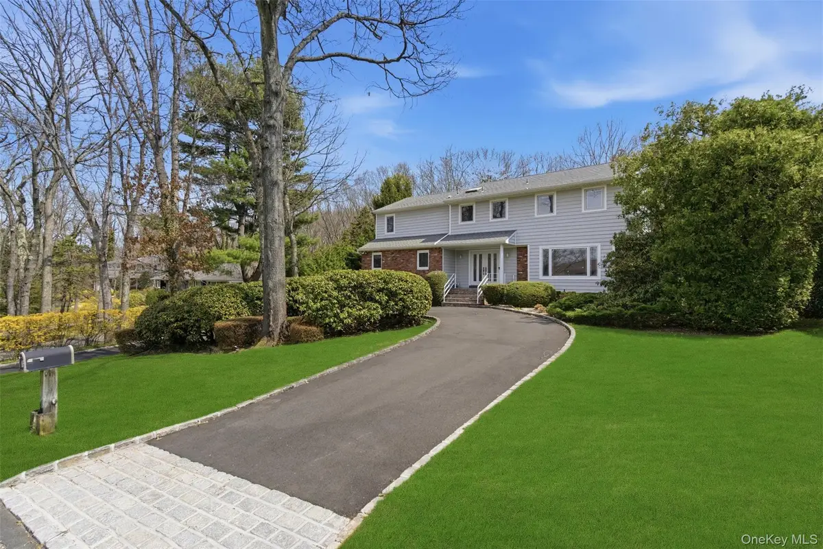 7 Seward Drive, Dix Hills, NY 11746 - #1