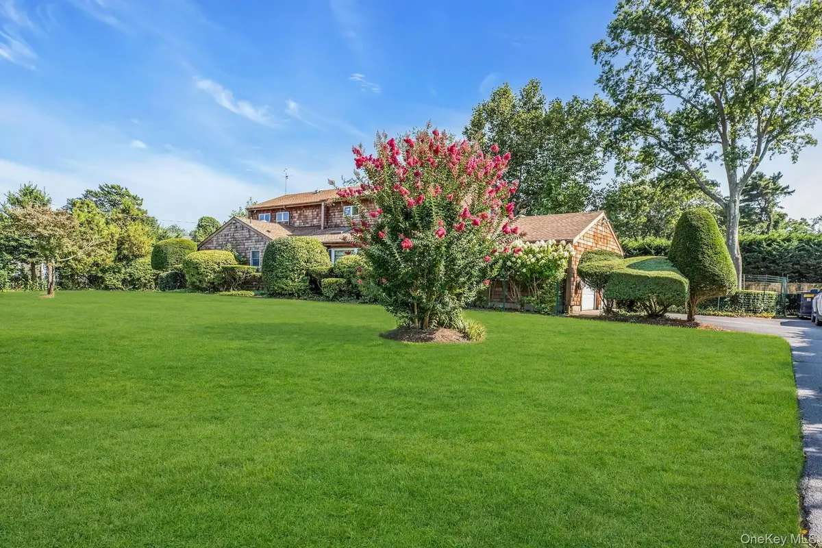 8 Adelphi Street, Islip, NY 11751 - #1