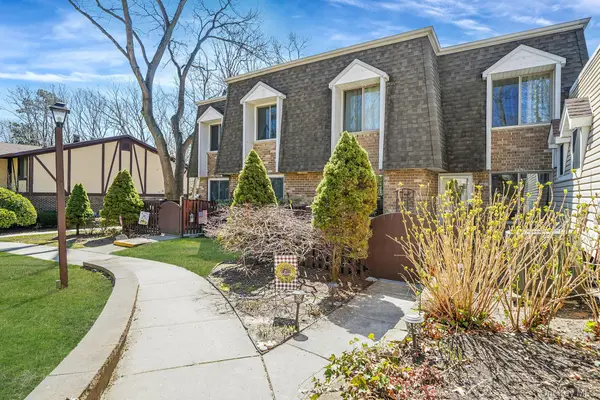 175 Cambridge Drive, Port Jefferson Station, NY 11776