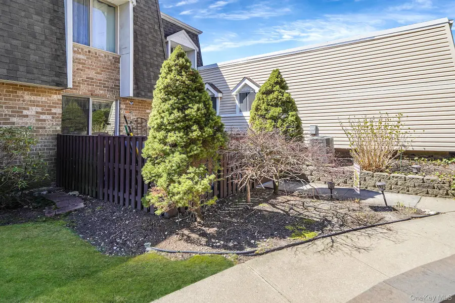 175 Cambridge Drive, Port Jefferson Station, NY 11776 - #3