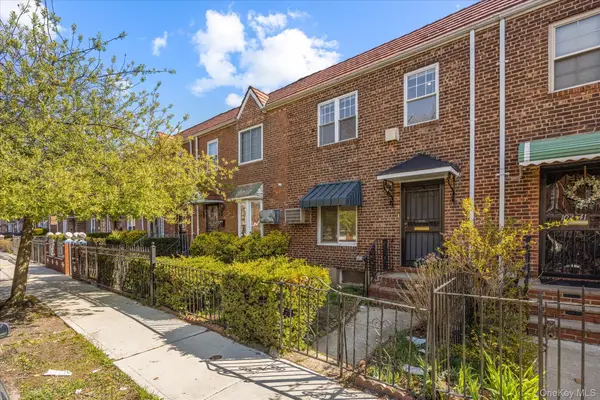 102-39 183 Place, Hollis, NY 11423