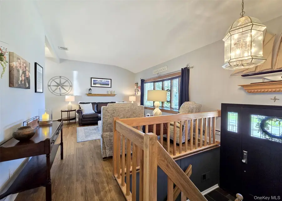 153 Jackson Avenue S, Saint James, NY 11780 - #3