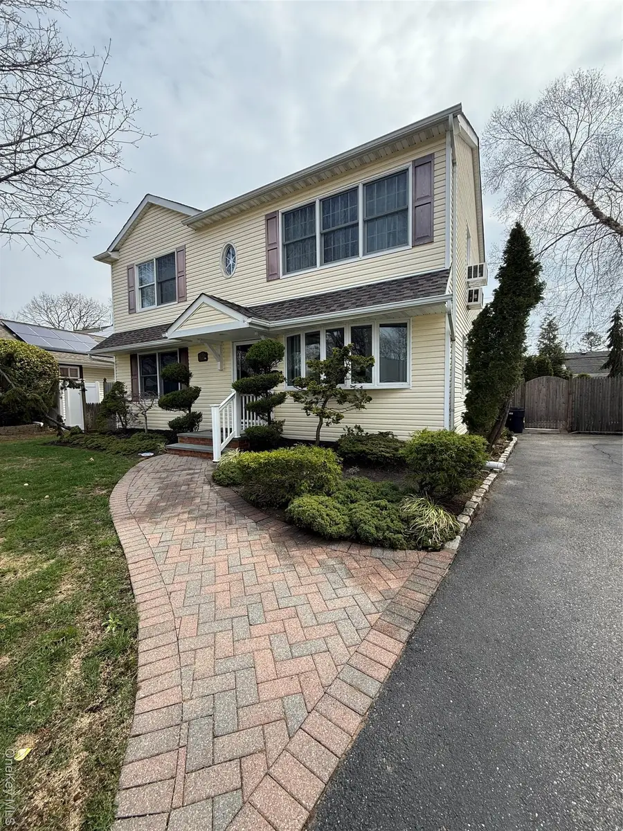 1009 Huckleberry Road, North Bellmore, NY 11710 - #2