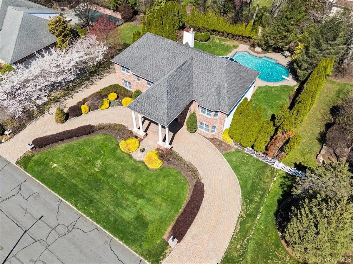 33 King Arthur Court, New City, NY 10956 - #1