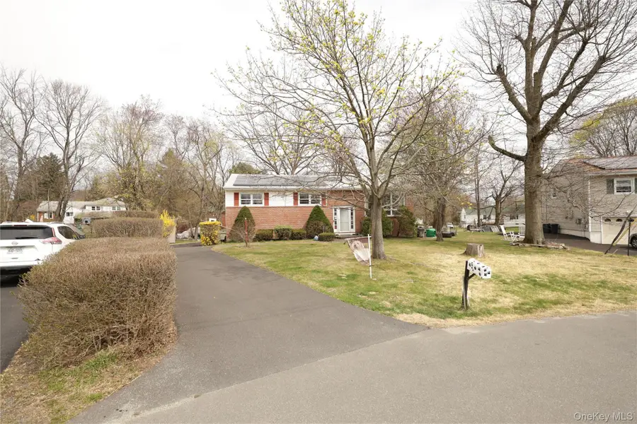 11 Ona Lane, New Windsor, NY 12553 - #2