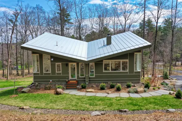 780 Oakwood Circle, Stone Ridge, NY 12484