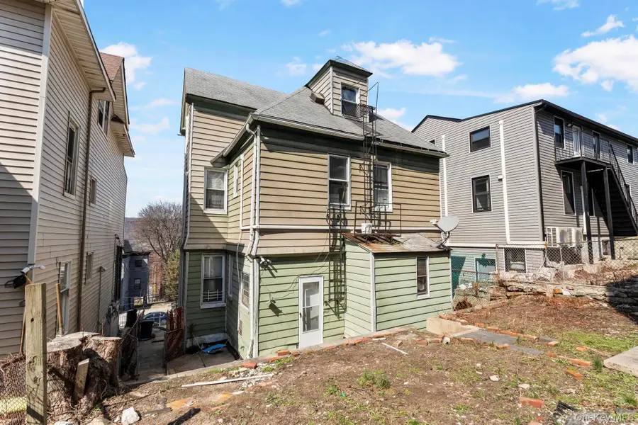 138 Buena Vista Avenue, Yonkers, NY 10701 - #2