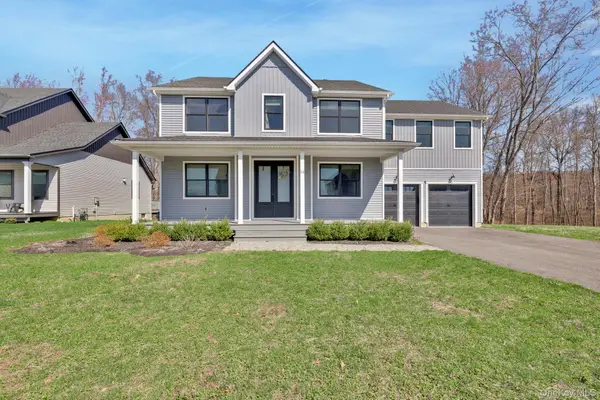 26 Wildwood Drive, Rock Tavern, NY 12575