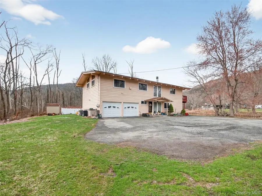 810 Haverstraw Road, Suffern, NY 10901 - #2