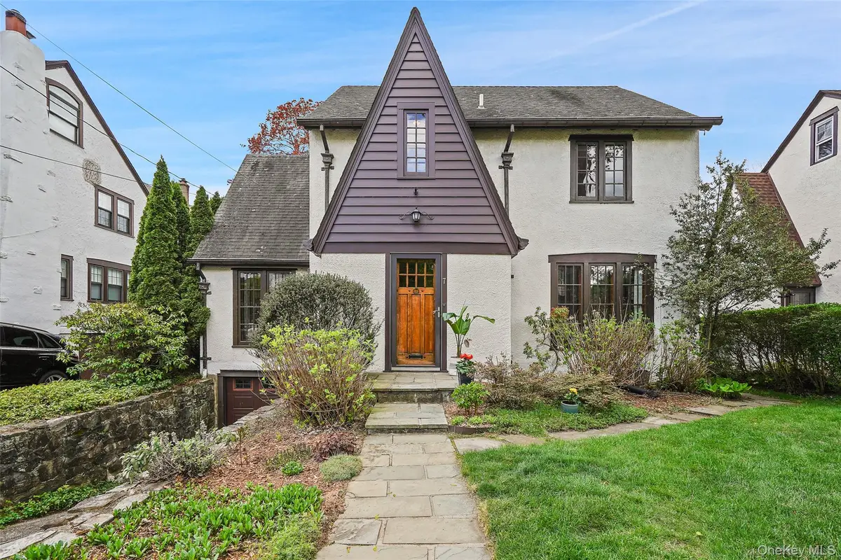 7 Bogert Place, Bronxville, NY 10708 - #1