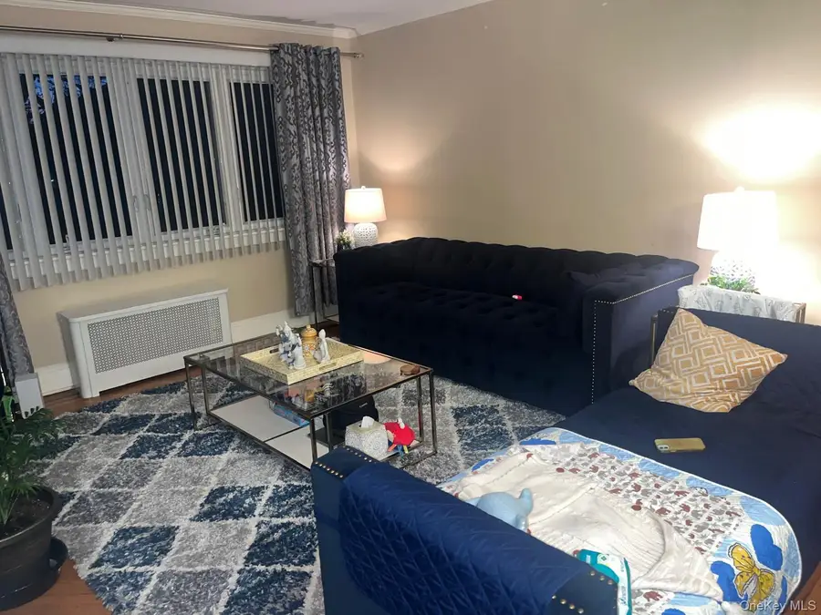 89 Carstairs Road, Valley Stream, NY 11581 - #3