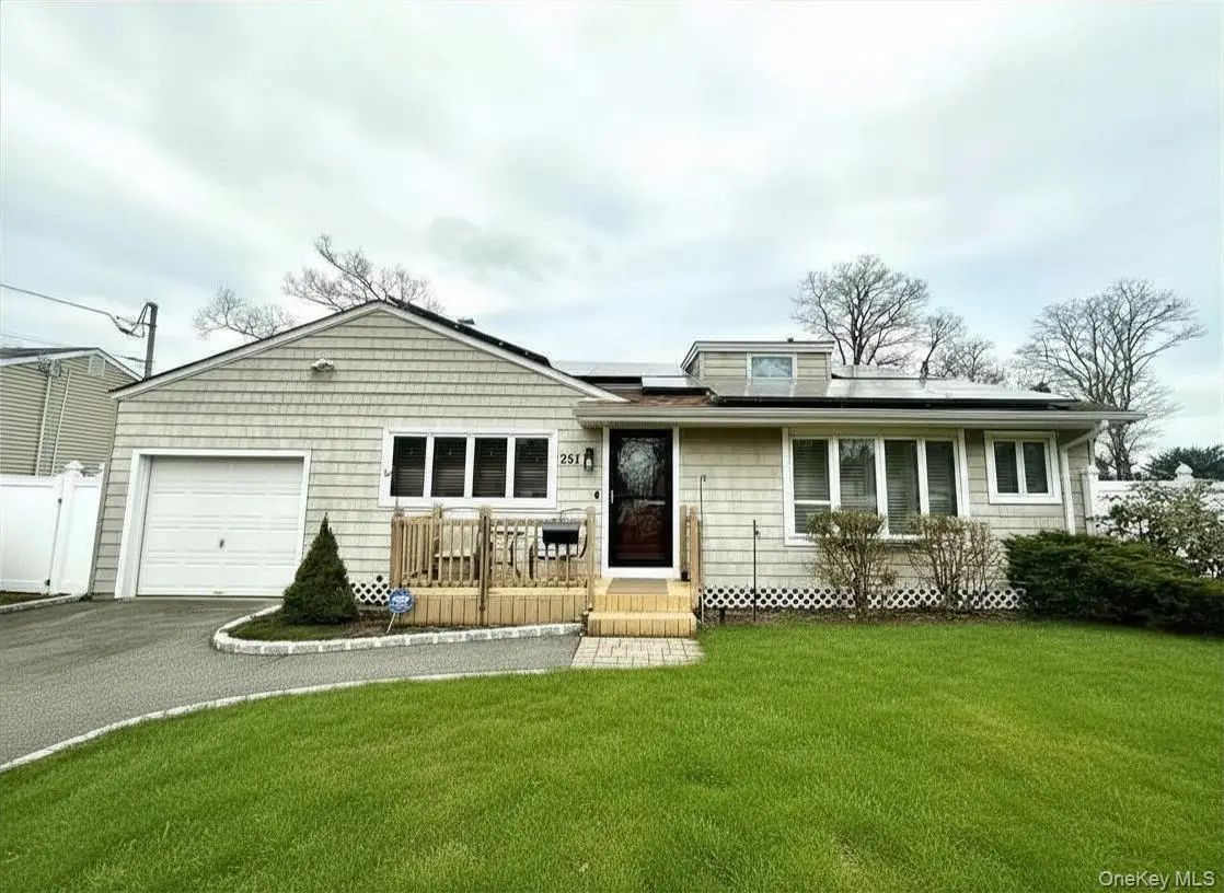 261 Phyllis Drive, Patchogue, NY 11772 - #1