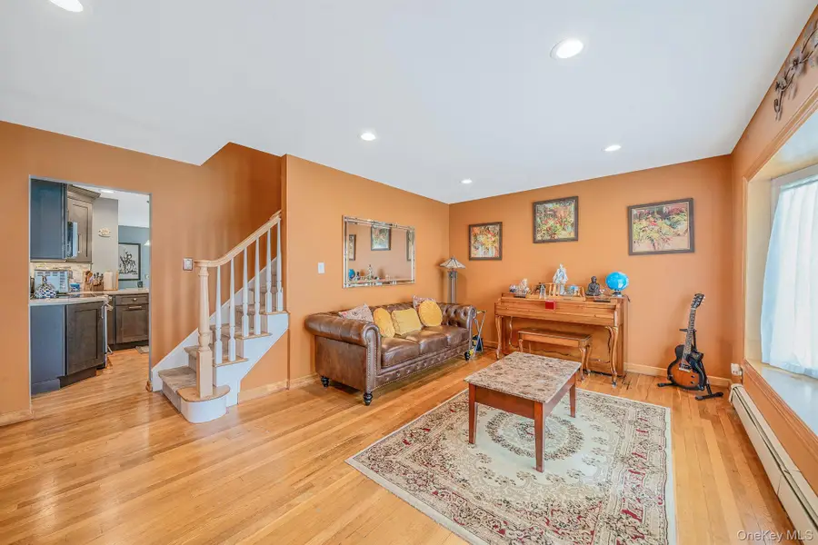 3476 Clifton Boulevard, Wantagh, NY 11793 - #2