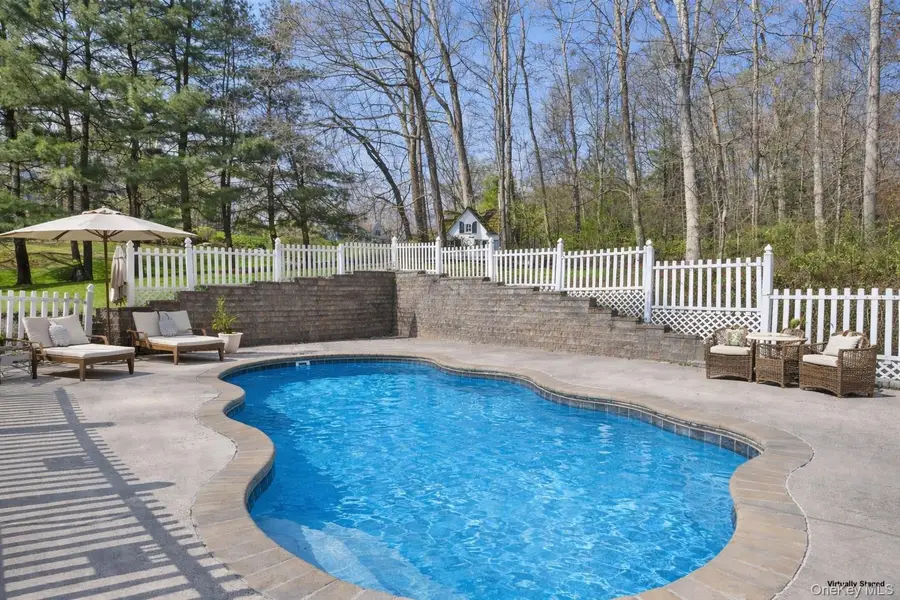 4 Stuart Lane, Katonah, NY 10536 - #3