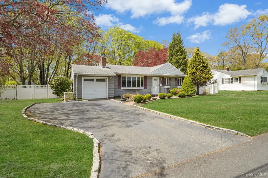 34 Oxbow Road, Patchogue, NY 11772 - #2